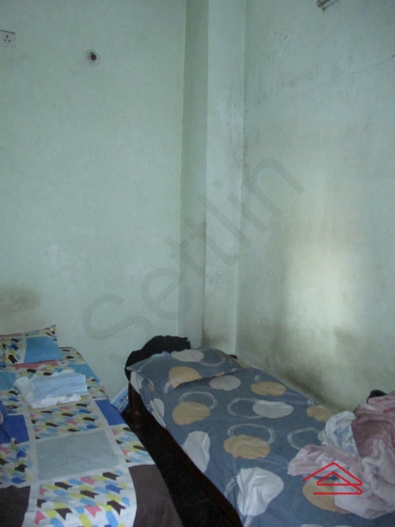 bedrooms-vWF9.jpg