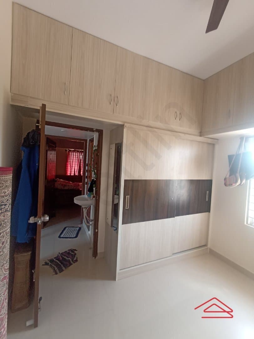 bedrooms-KYXg.jpg