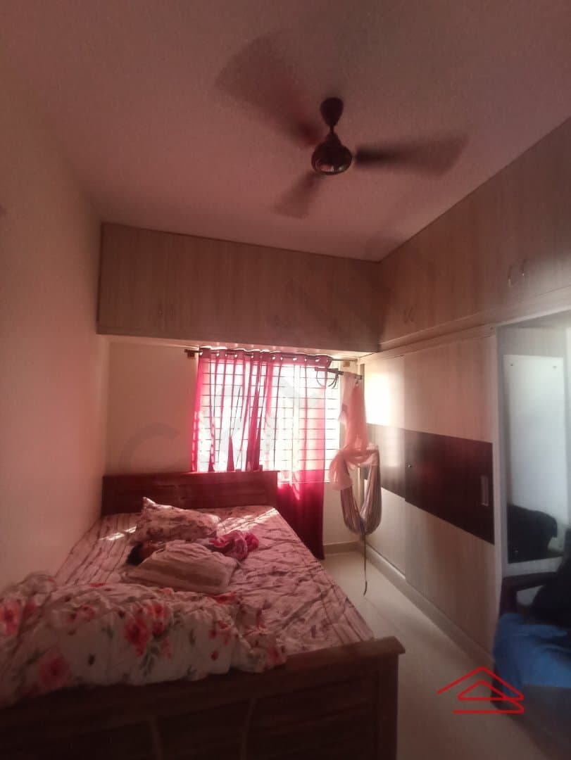bedrooms-u2SB.jpg