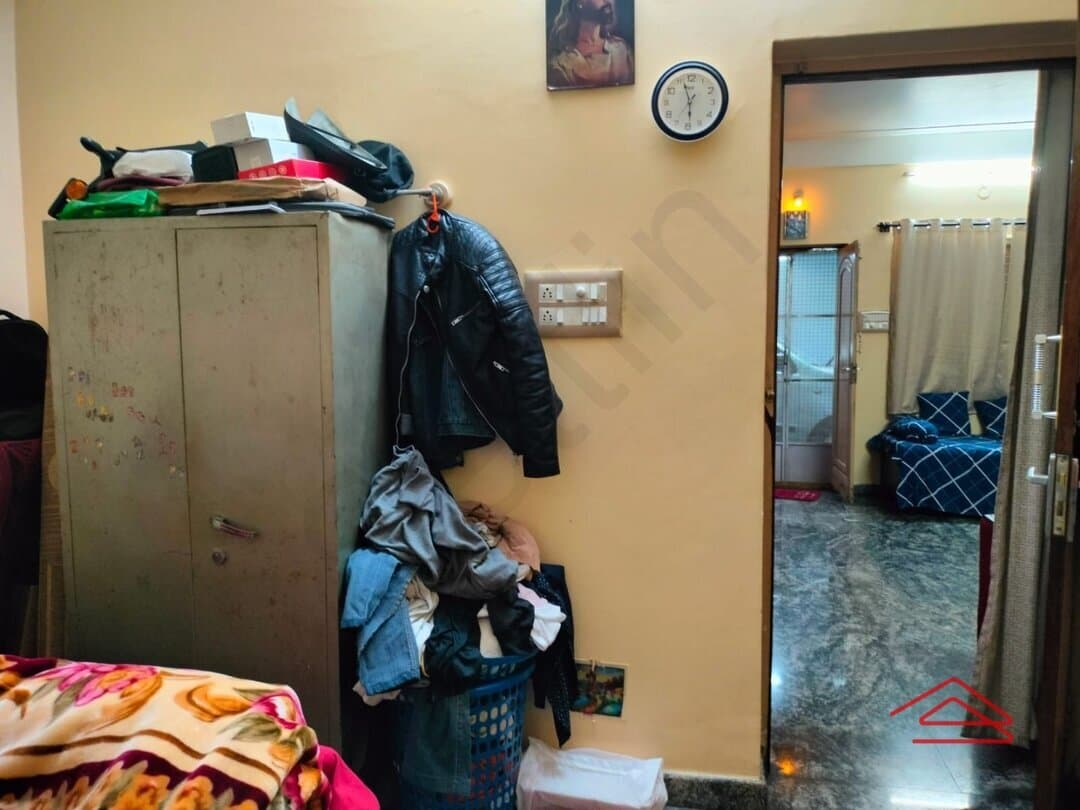 bedrooms-y44C.jpg