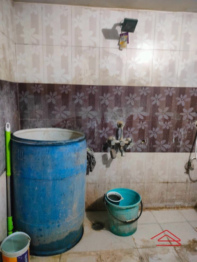 bathrooms-msCE.jpg