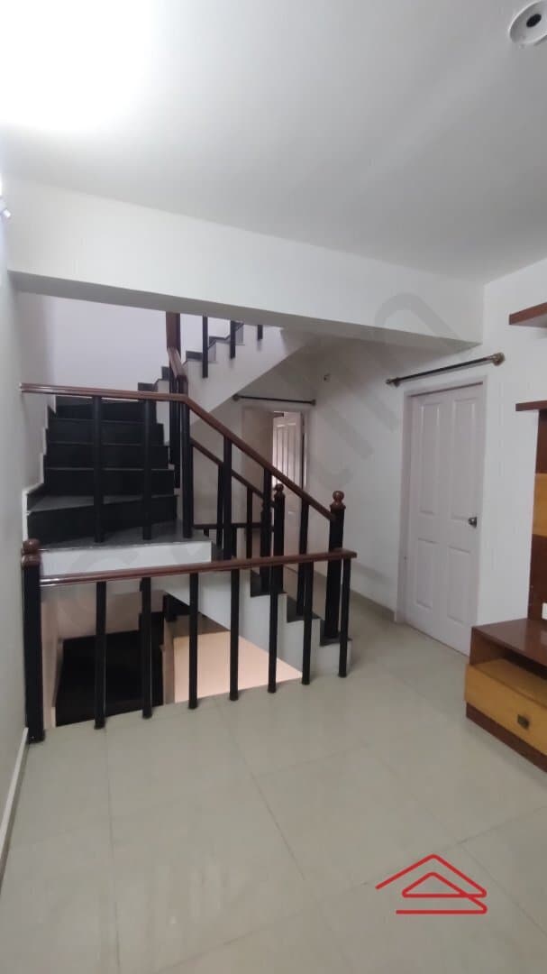 Hall 2