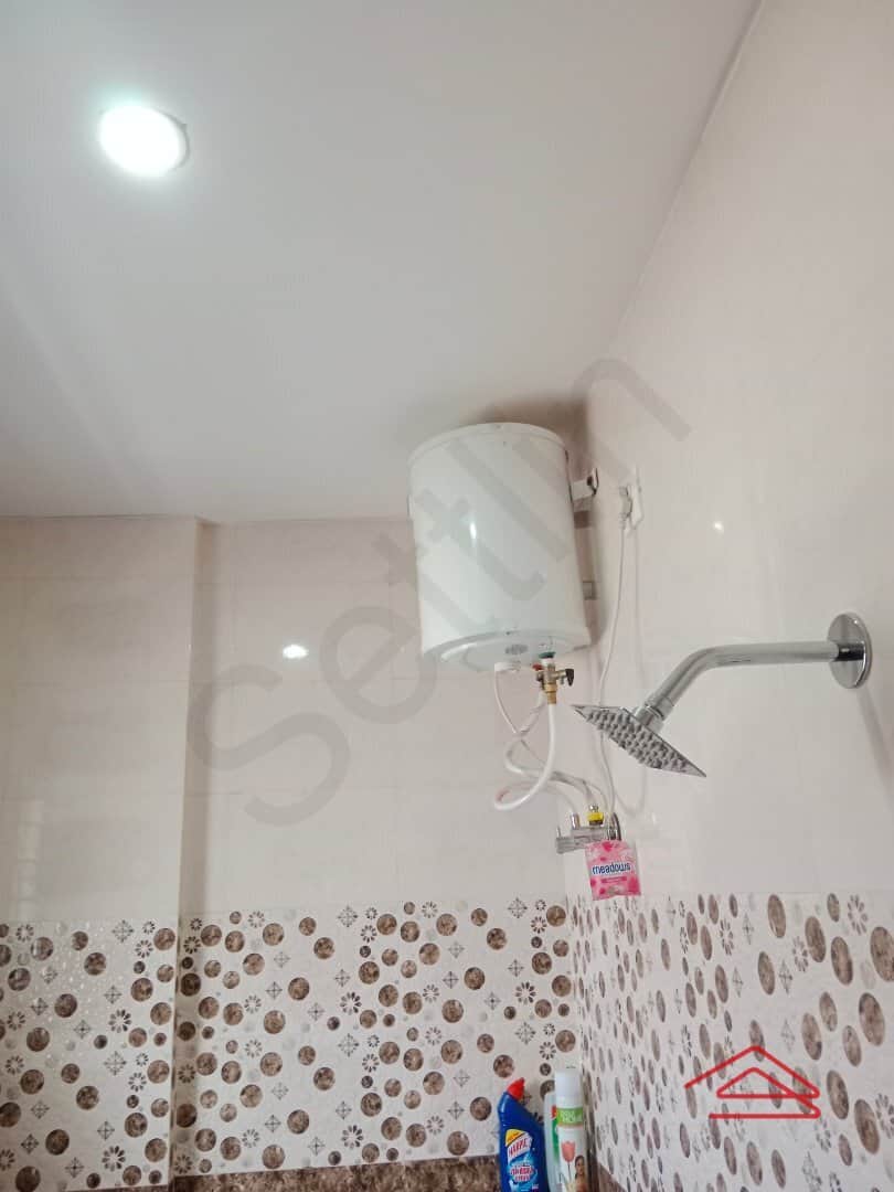 Sub Unit : bathrooms 2