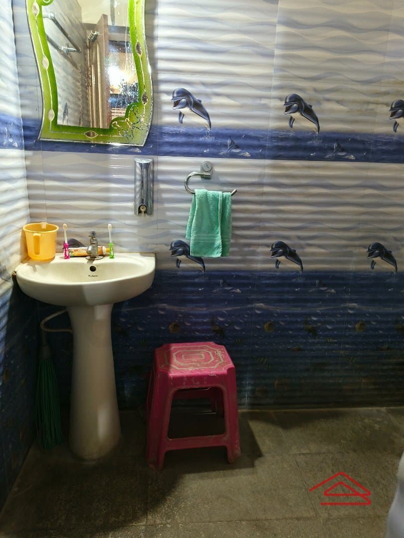 bathrooms-SL5Z.jpg