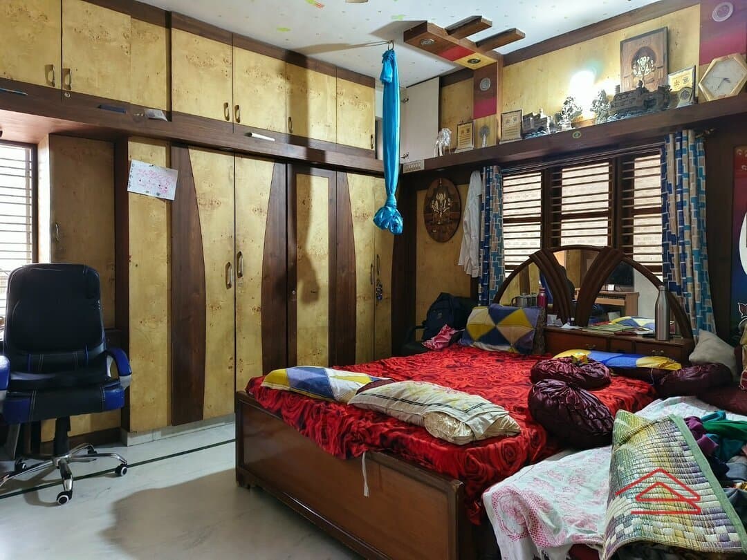 bedrooms-3wJw.jpg