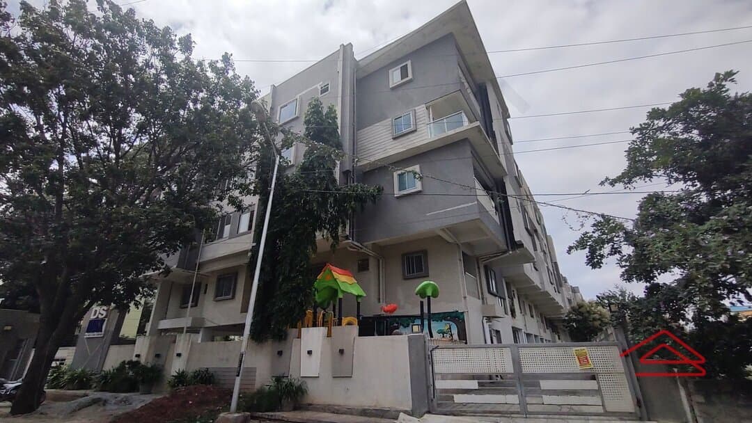 Project: Model Flat