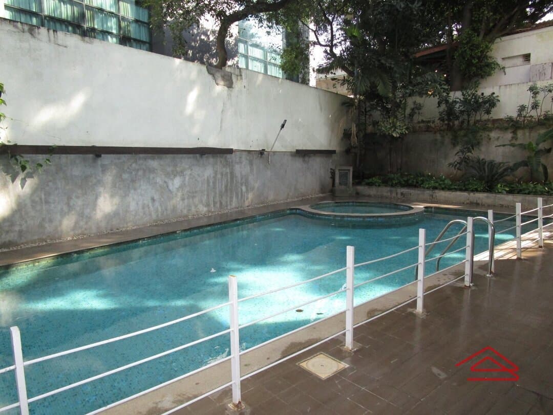 Project: Swimmingpool
