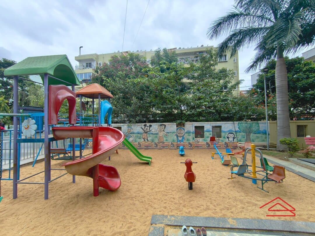 Project: KidsPlayArea