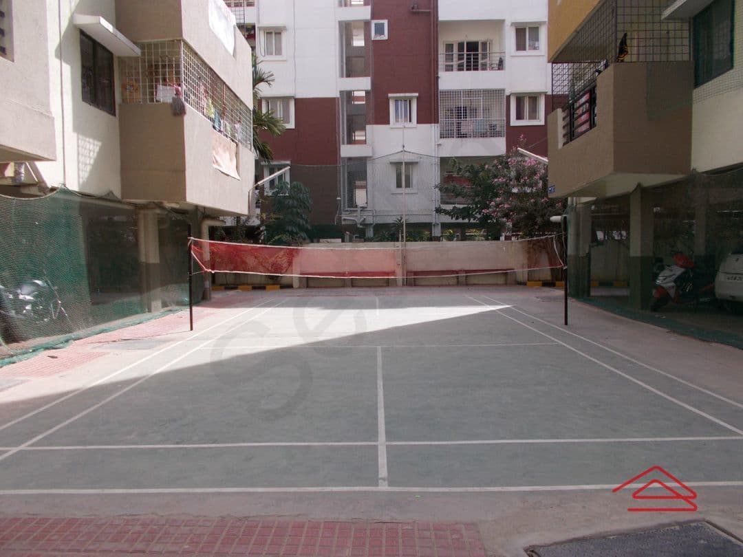 Project: BadmintonCourt