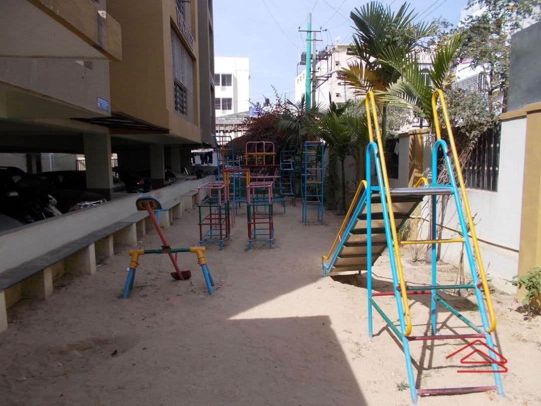 Project: KidsPlayArea