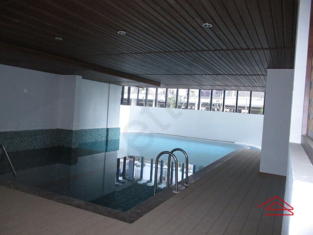 Project: SwimmingPool