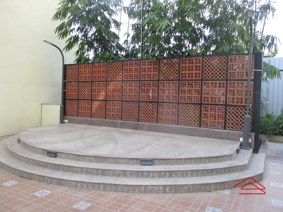 Project: Exteriors