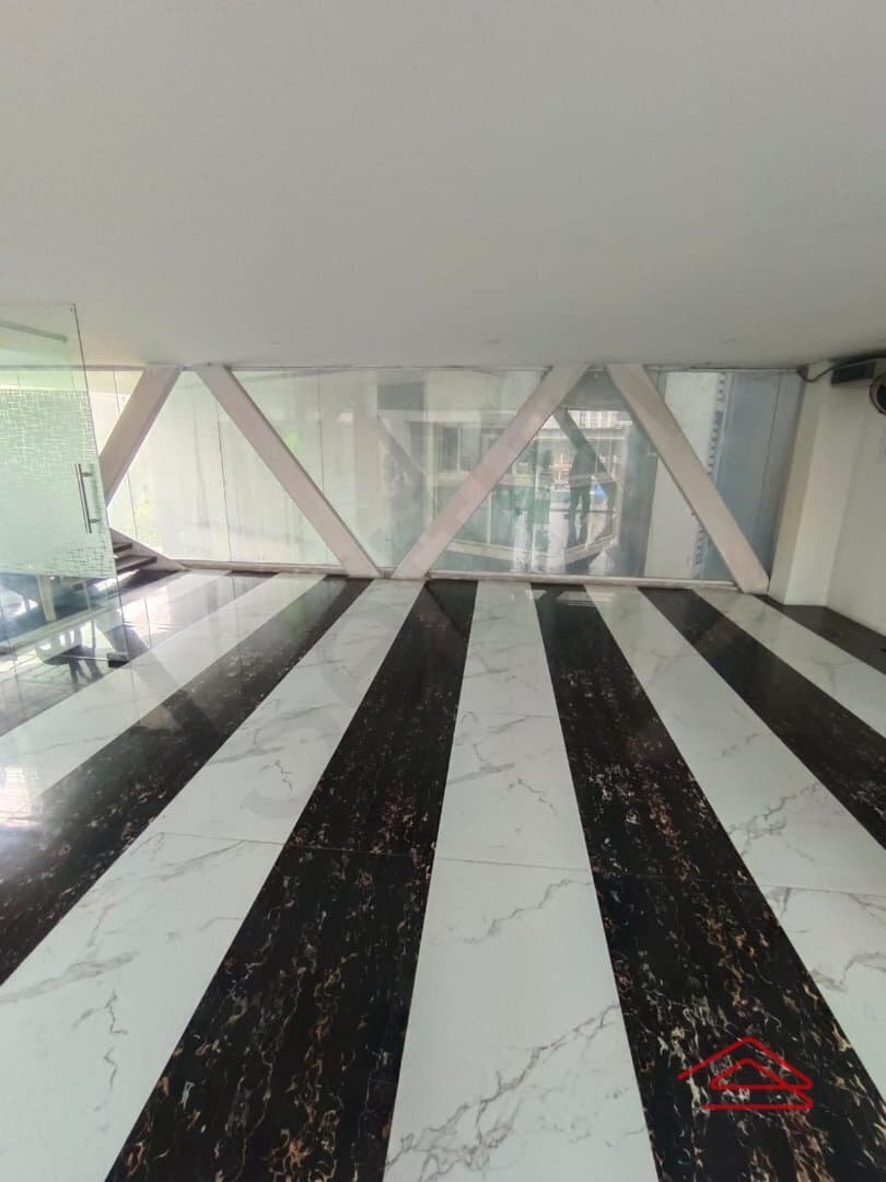 Project: PartyHall