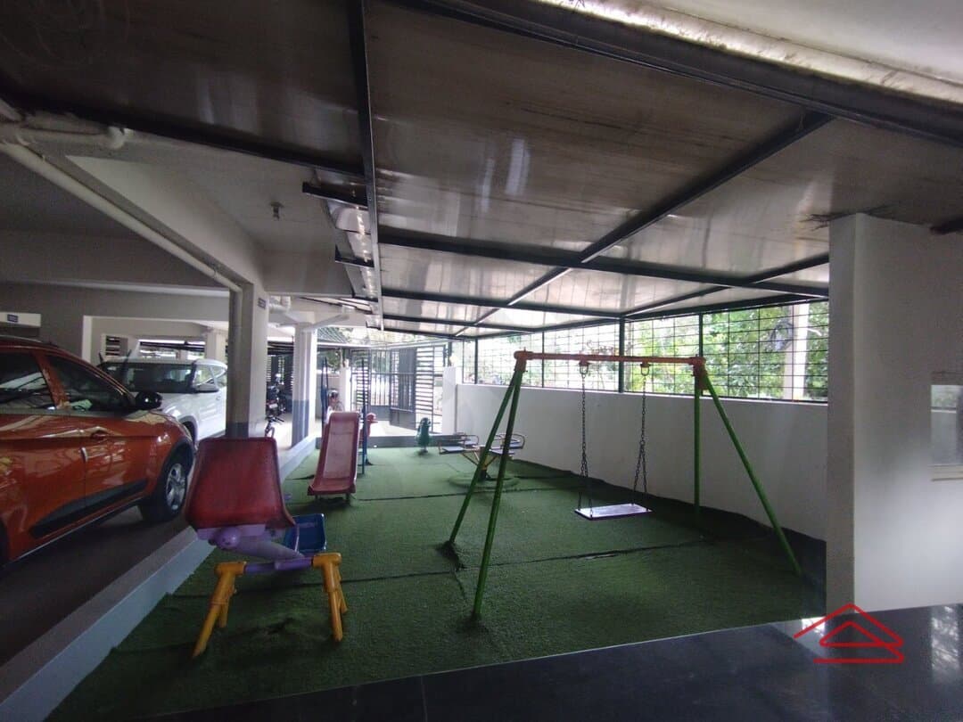 Project: KidsPlayArea