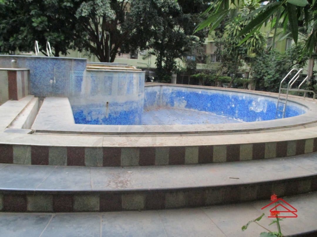 Project: SwimmingPool