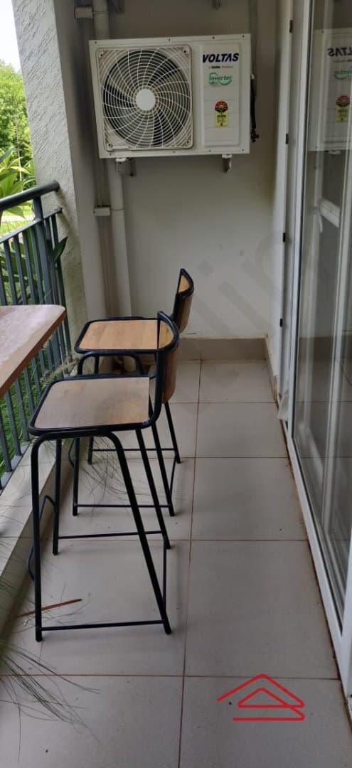 Project: Model Flat