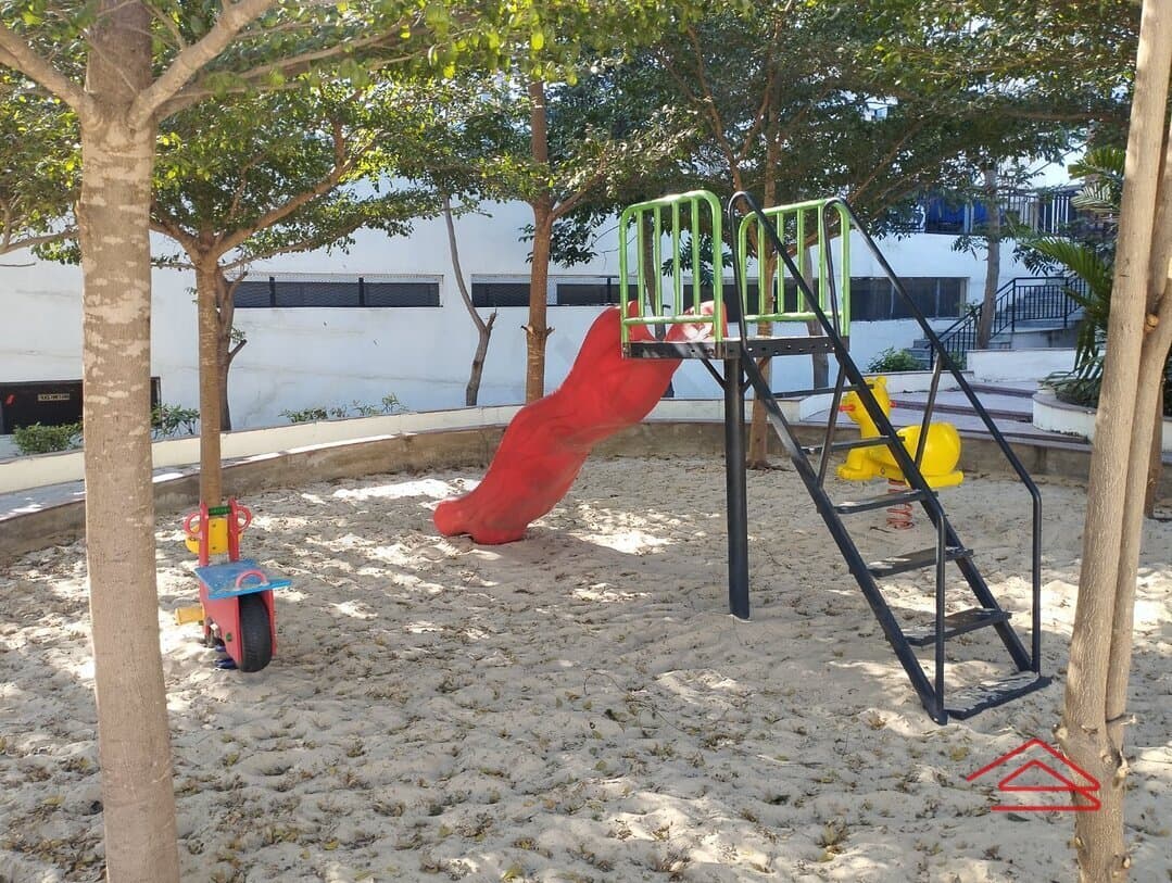 Project: KidsPlayArea