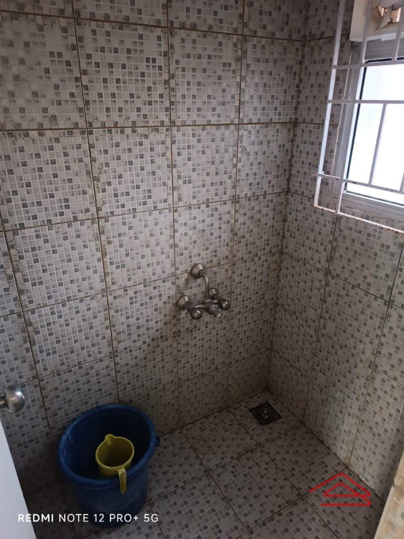 Model Flat