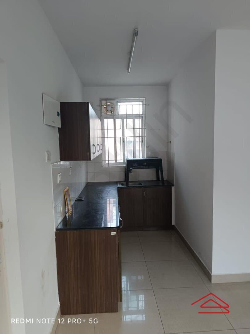 Model Flat