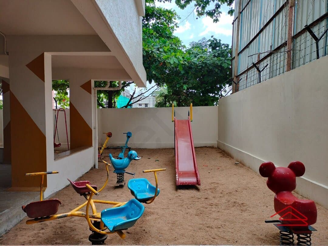 Project: KidsPlayArea
