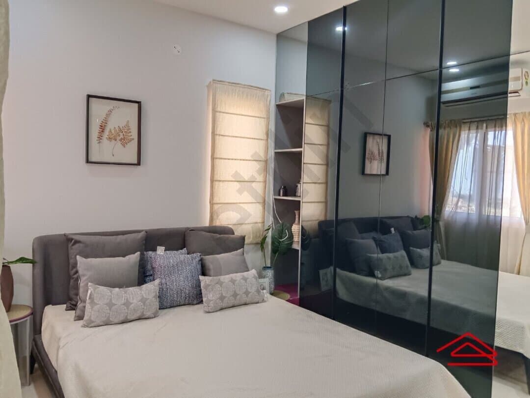 Project: Model Flat