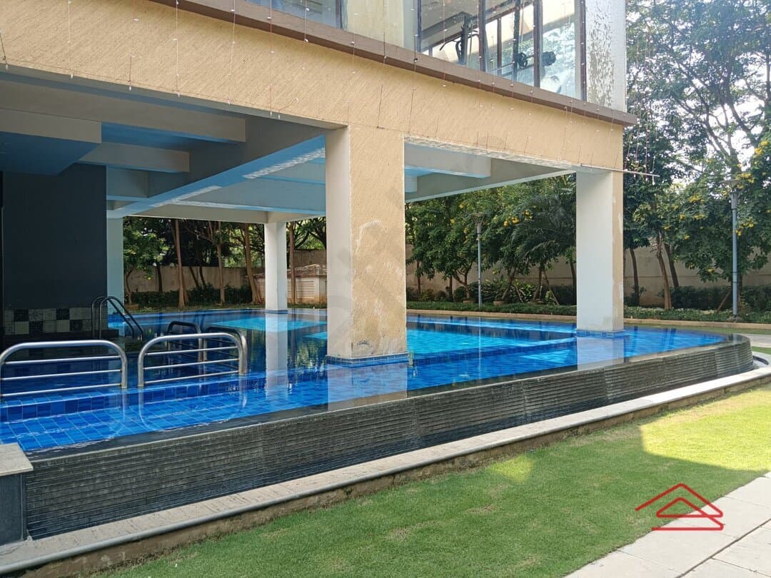 Project: SwimmingPool