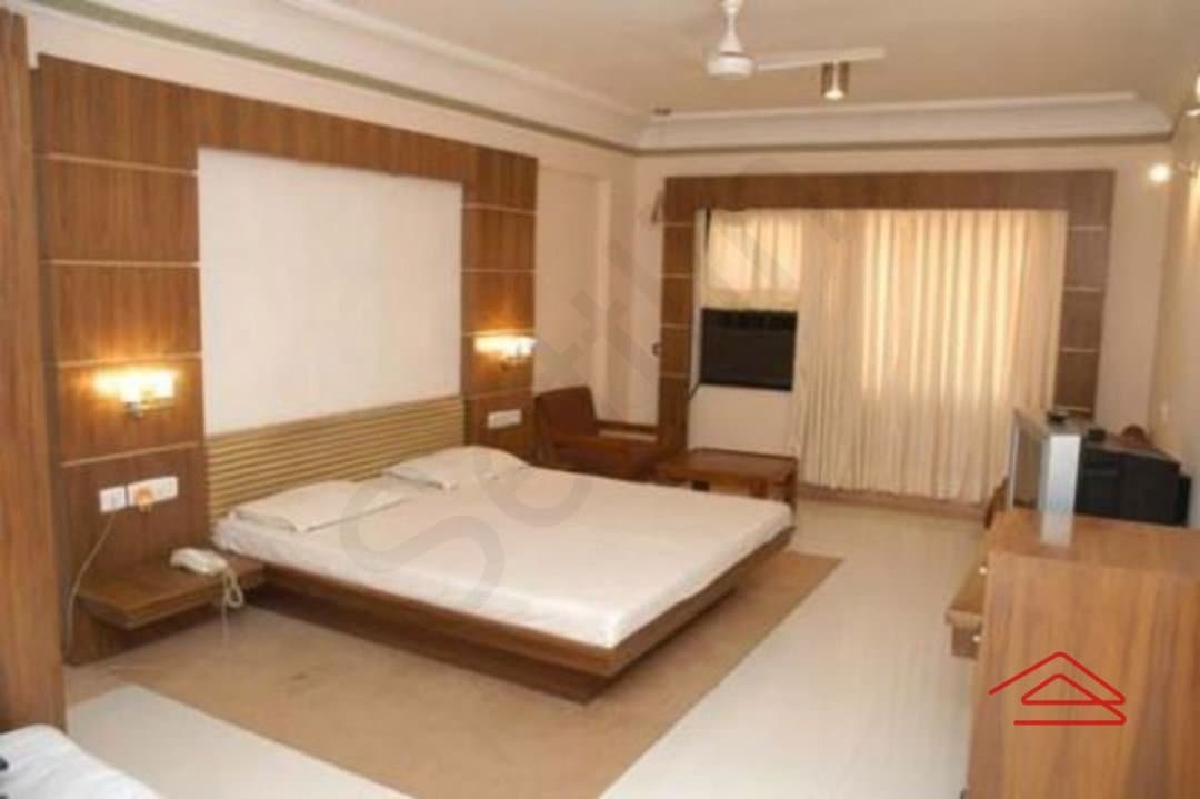 Project: Model Flat