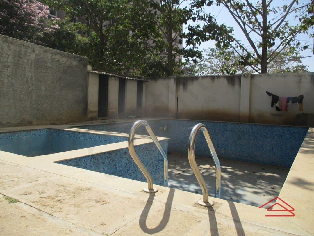 Project: SwimmingPool