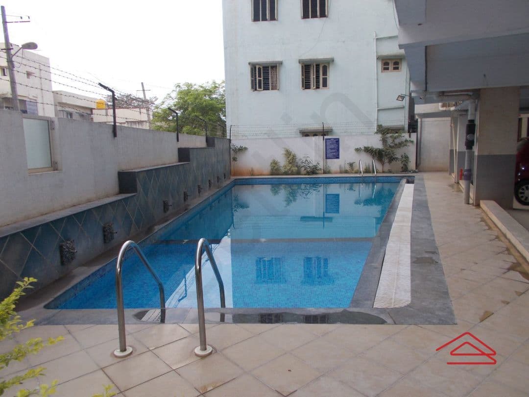 Project: SwimmingPool