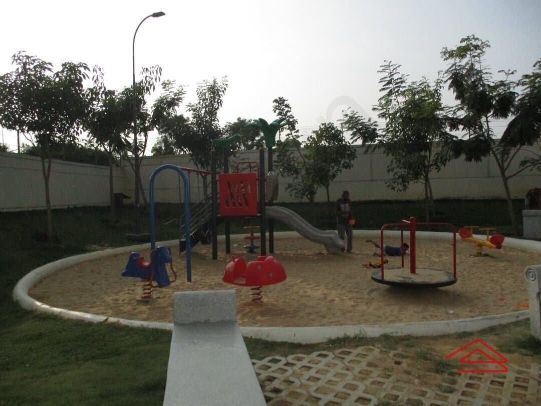 Project: KidsPlayArea