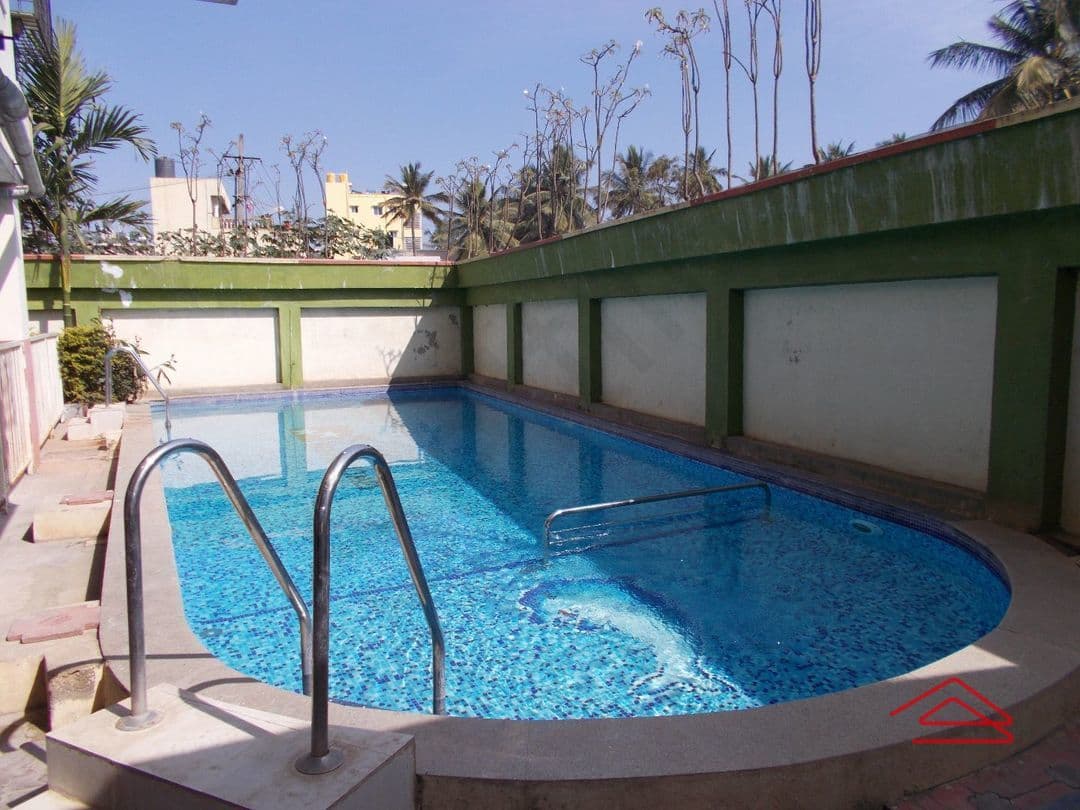 Project: SwimmingPool