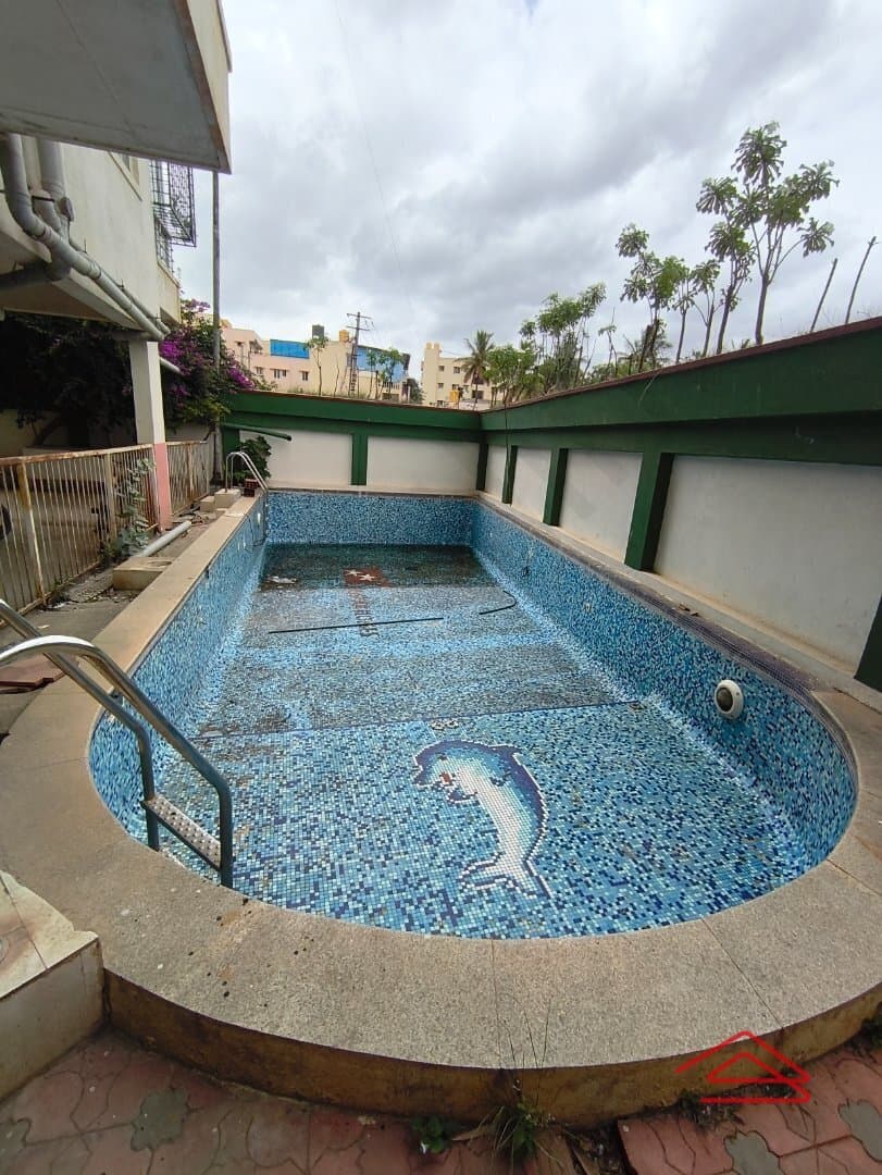Project: SwimmingPool