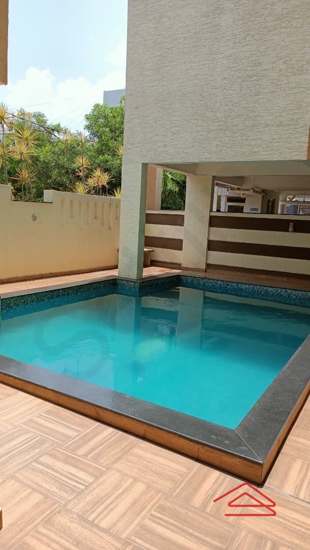Project: Swimmingpool