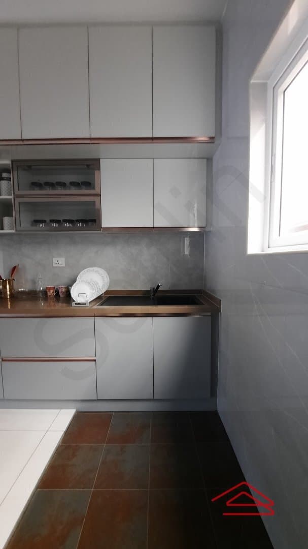 Model Flat