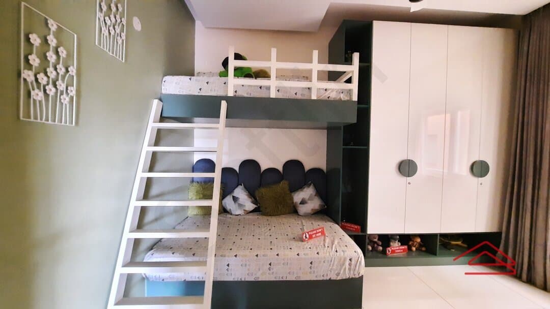 Model Flat