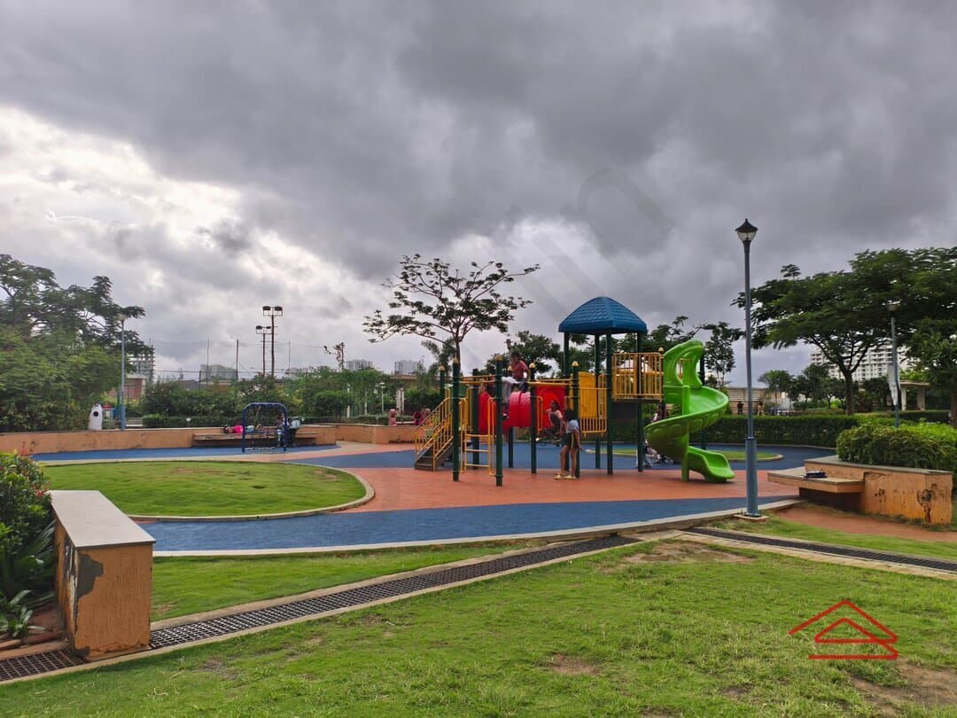 Project: KidsPlayArea