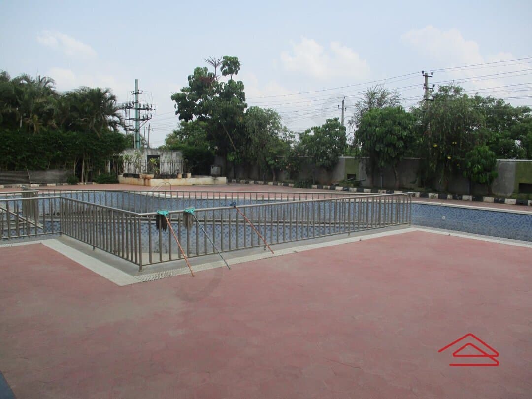 Project: SwimmingPool