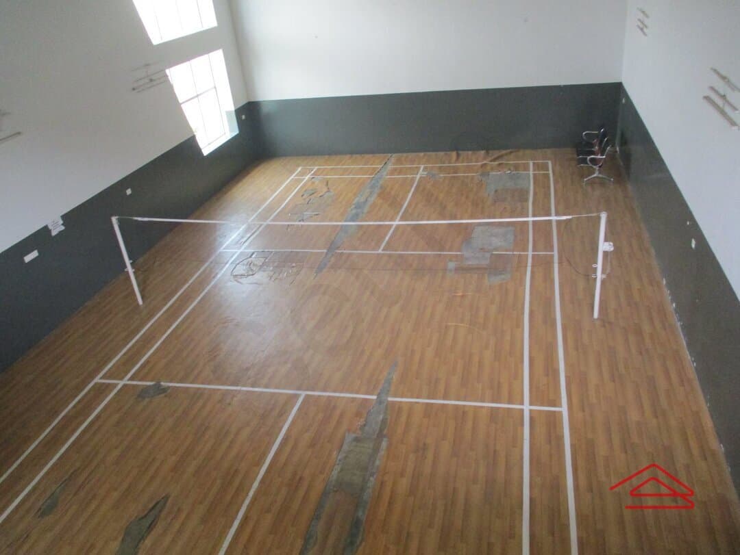 Project: BadmintonCourt