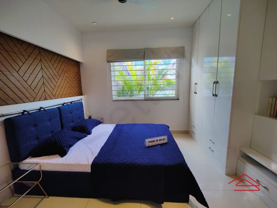 Model Flat Images