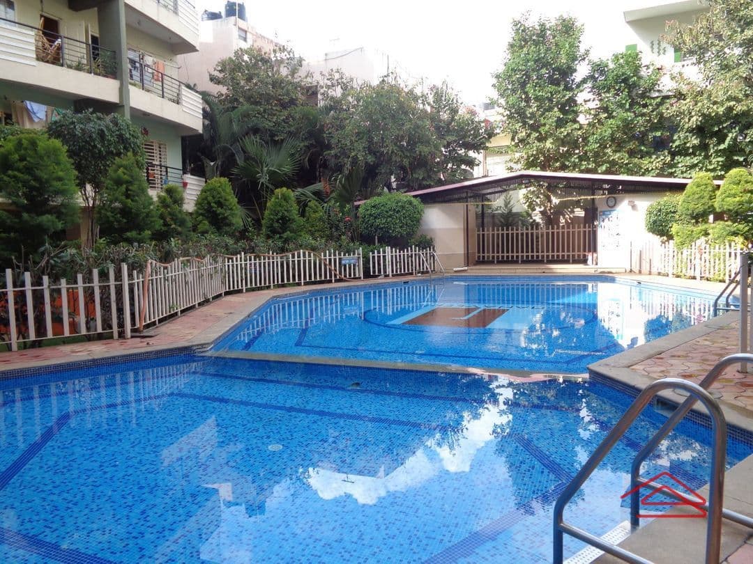 Project: SwimmingPool