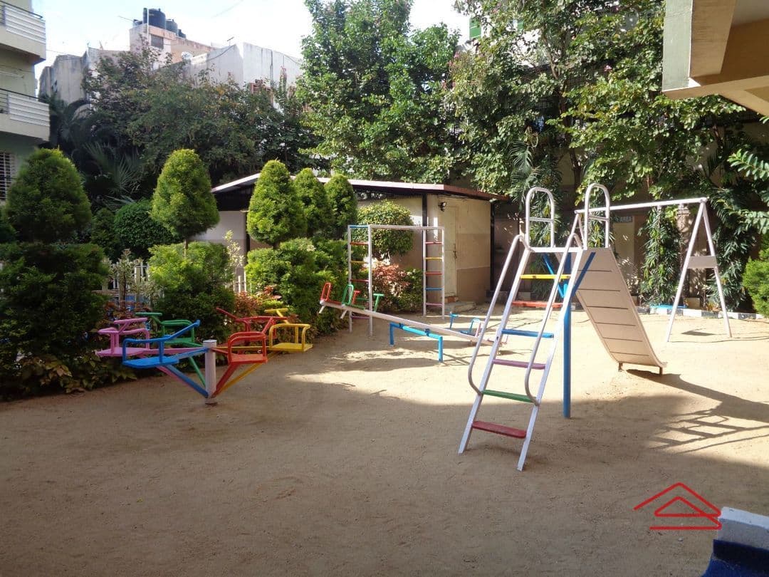 Project: KidsPlayArea