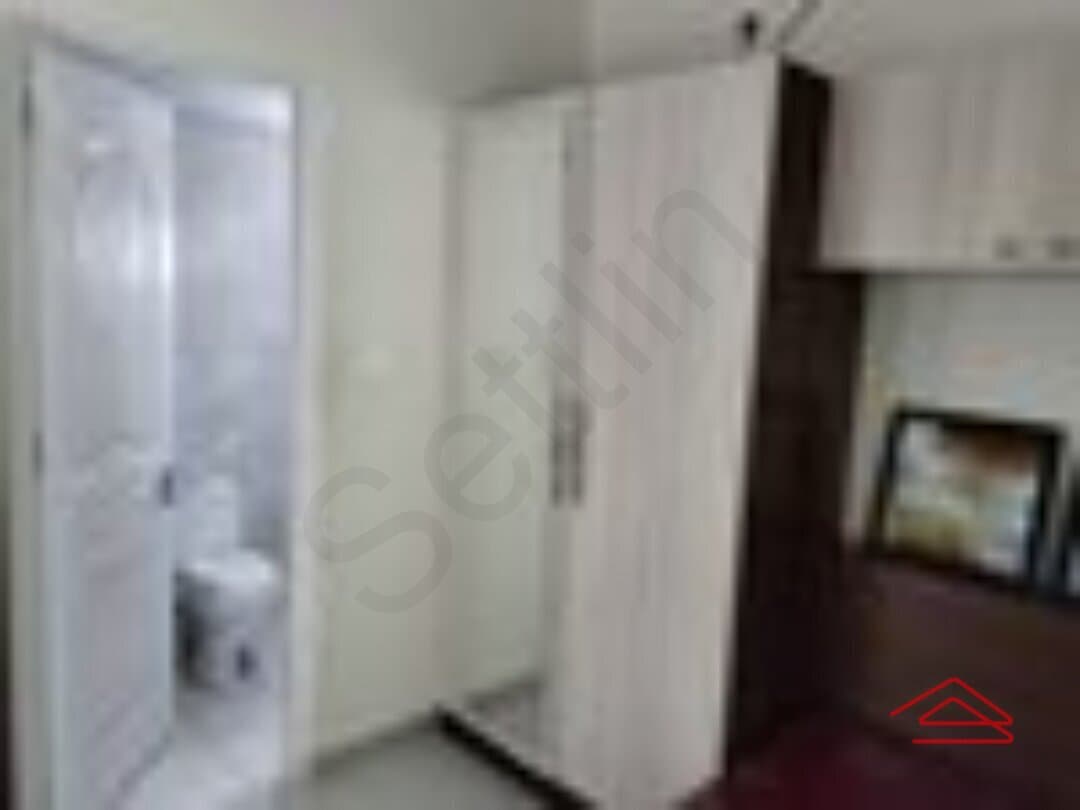 Project: Model Flat