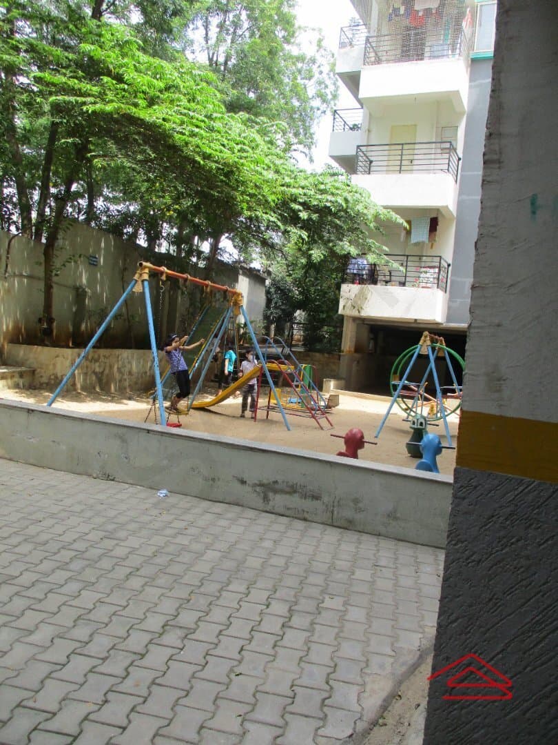 Project: KidsPlayArea