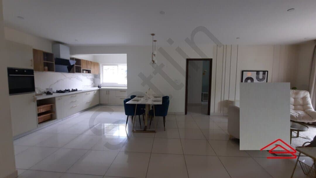 Project: Model Flat