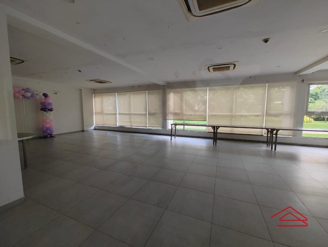 Project: YogaMeditationRoom