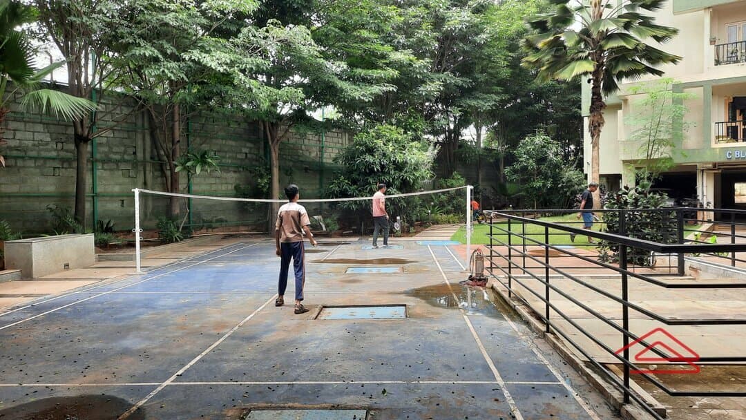 Project: BadmintonCourt