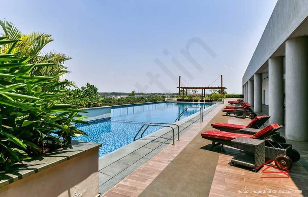 SwimmingPool