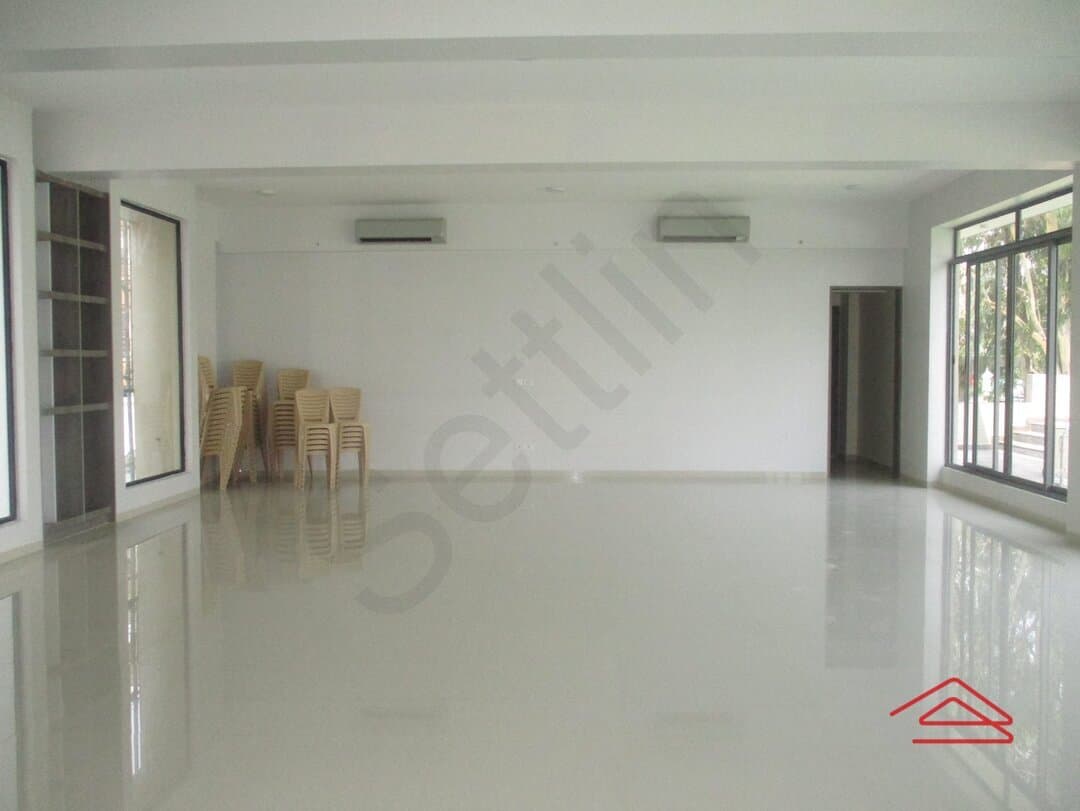 Project: PartyHall