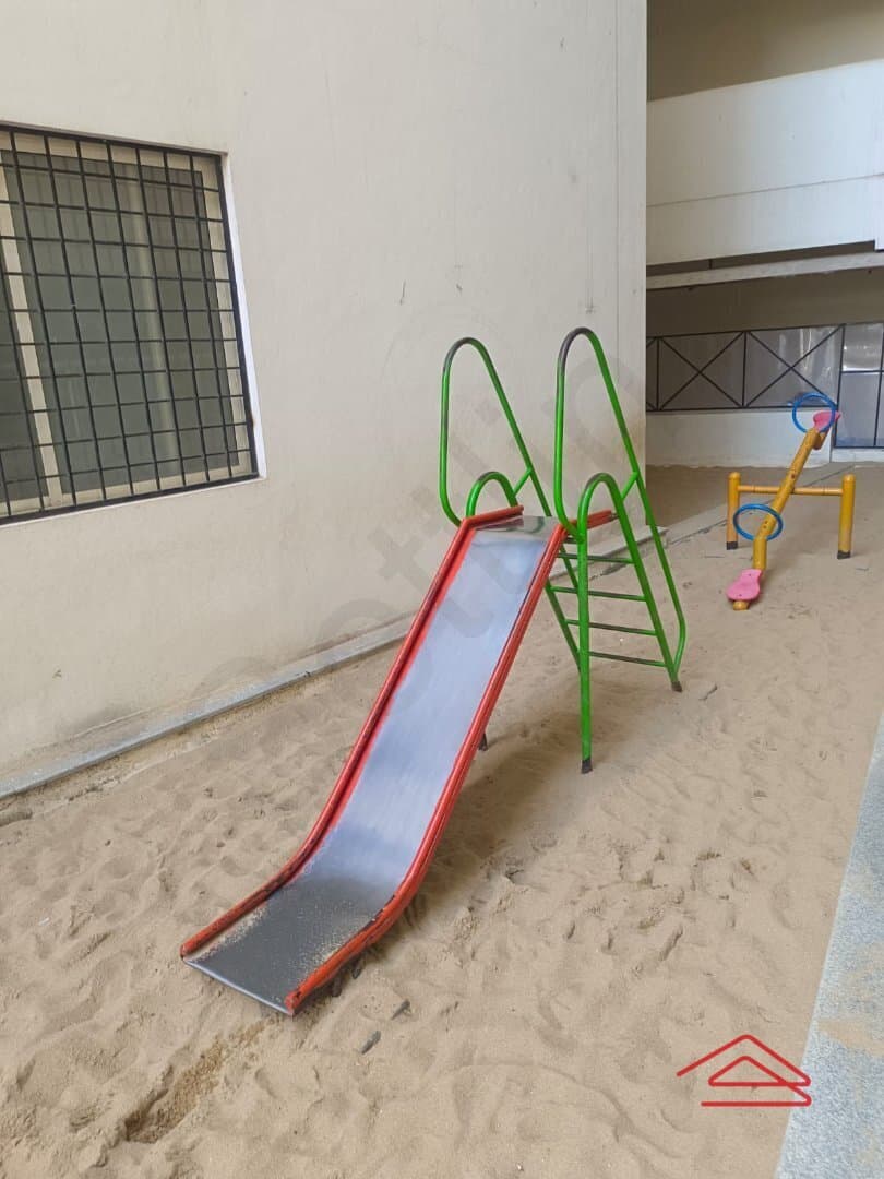 Project: KidsPlayArea