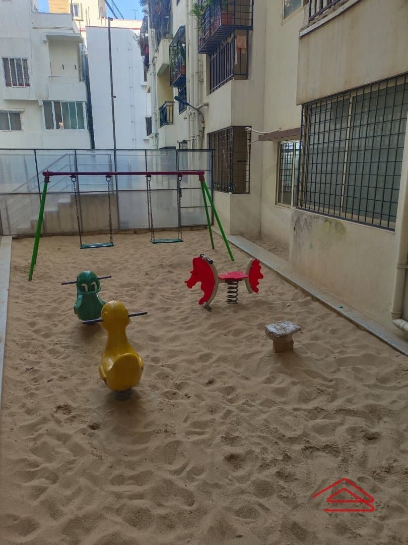 Project: KidsPlayArea